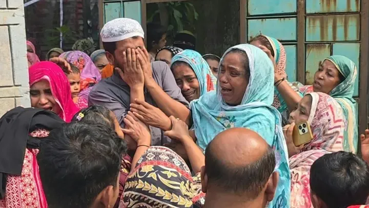 ট্রাক-অটোরিকশার মুখোমুখি সংঘর্ষে নিহত ২