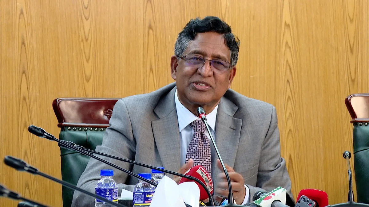 অর্থ মন্ত্রণালয়ের অনুরোধে সারের দাম বাড়াতেই হলো : কৃষিমন্ত্রী