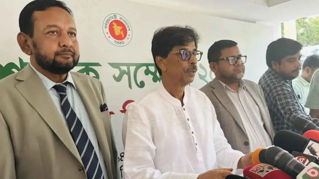 হাওর কৃষকদের প্রাথমিক সহায়তা সাড়ে ৭ হাজার টাকা