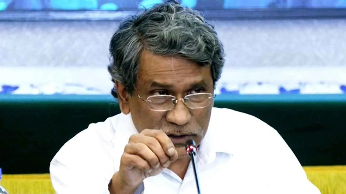 নির্বাচনের আগে সংবিধান সংস্কার সম্ভব : আলী রীয়াজ