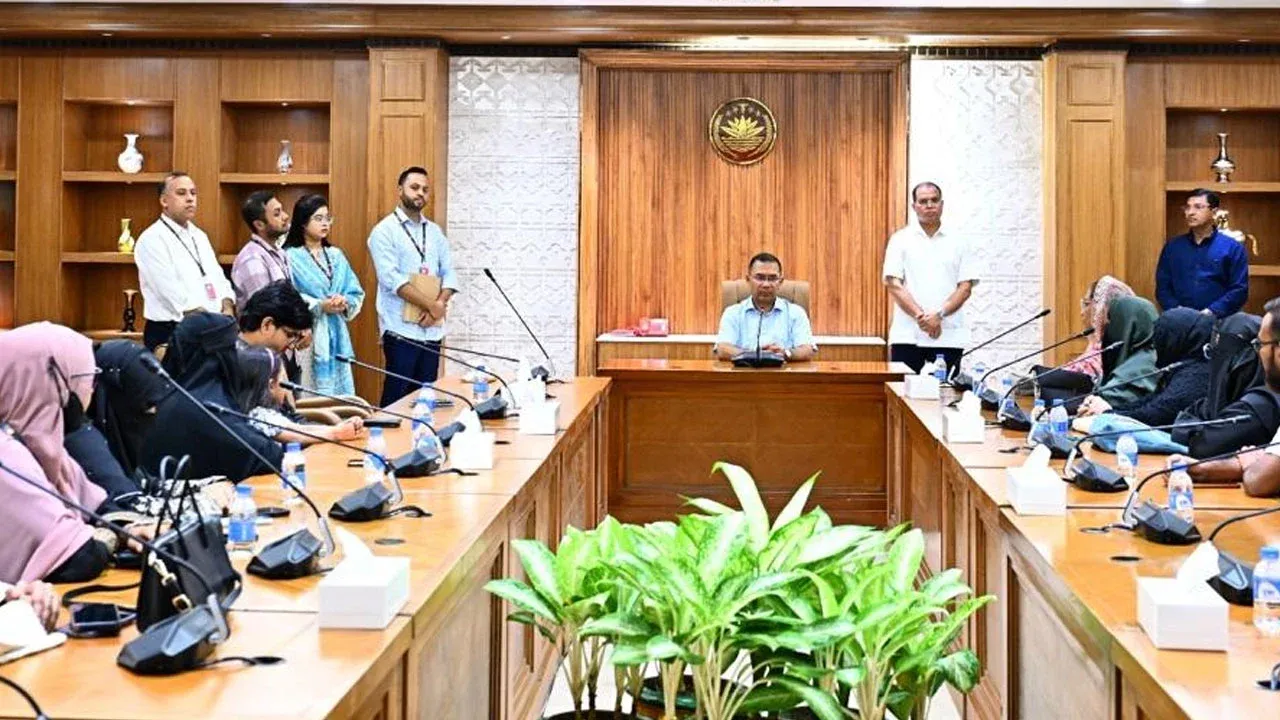 সবার সম্মিলিত প্রচেষ্টায় সুন্দর বাংলাদেশ গড়তে চাই: প্রধানমন্ত্রী