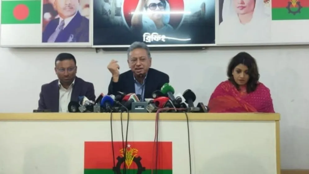 কেউ কিছু জানে না— এমন অনেক মিটিং হচ্ছে: আমির খসরু