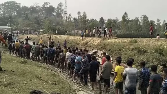 Another 63 Myanmar border guards cross into Bangladesh