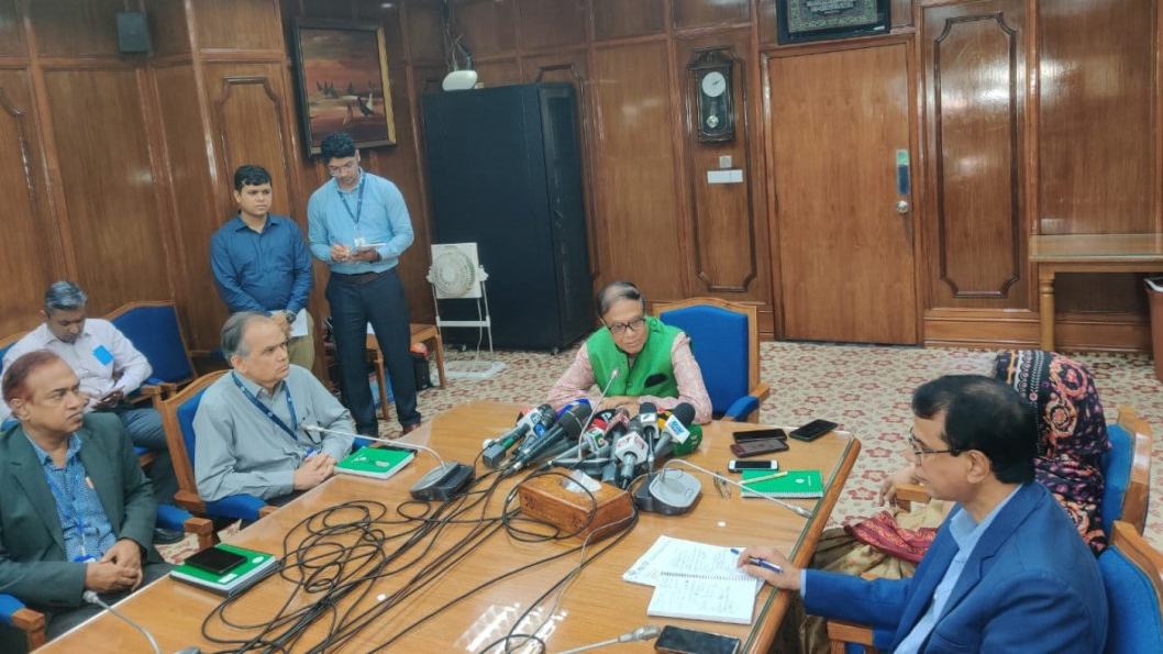 No more special liquidity support for any bank: BB governor
