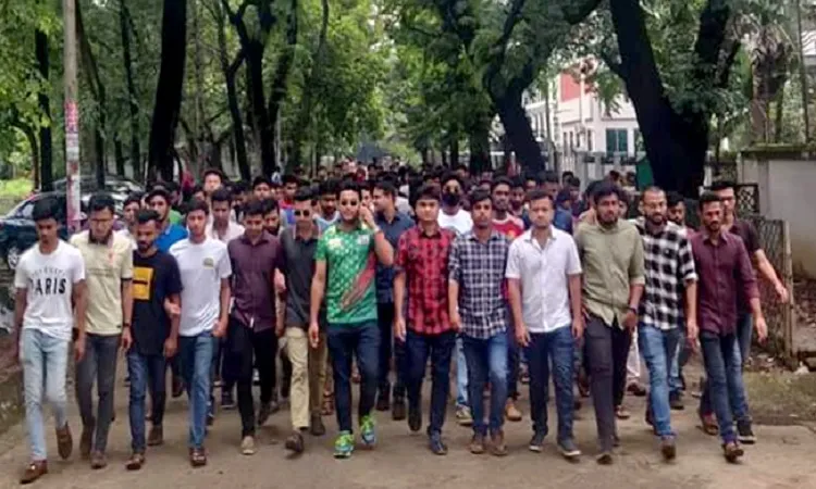 ঢাবিতে ছাত্রদলের কর্মসূচি ঘিরে ক্যাম্পাস উত্যপ্ত