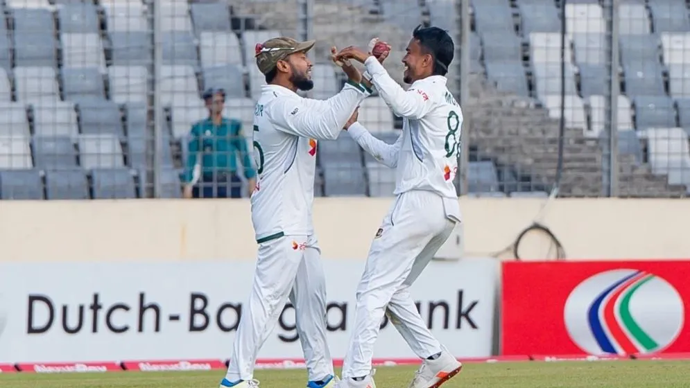 ‘মুশফিকের টেস্টে’ জিতে আয়ারল্যান্ডকে হোয়াইটওয়াশ করল বাংলাদেশ