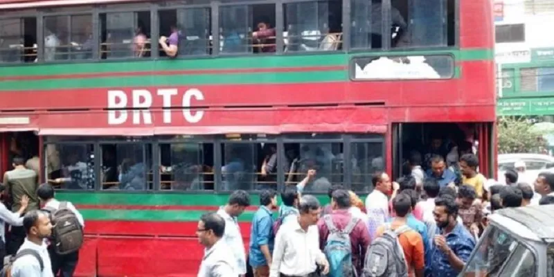 বিআরটিসি বাসে কমছে শিক্ষার্থীদের ভাড়া