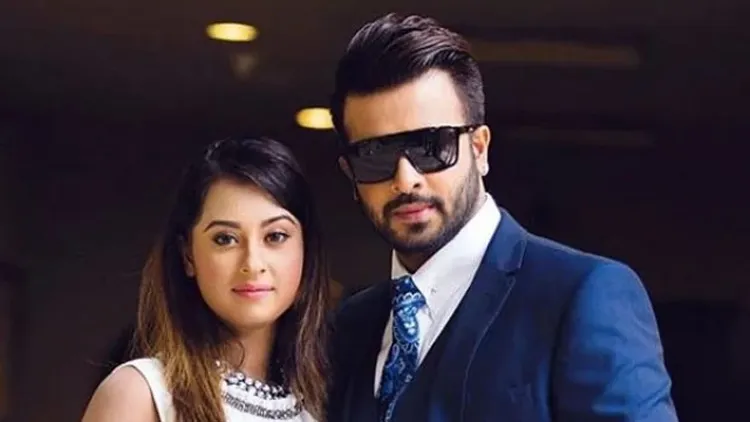 শাকিবের সঙ্গে এখনও ডিভোর্স হয়নি : বুবলী