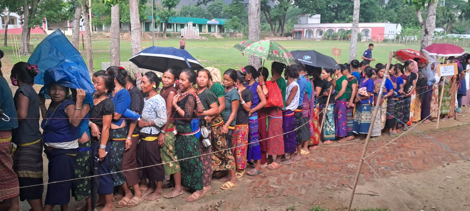 ভোটের লড়াই চলছে যেসব উপজেলায়