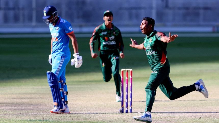 Spirited Bangladesh down India to retain title