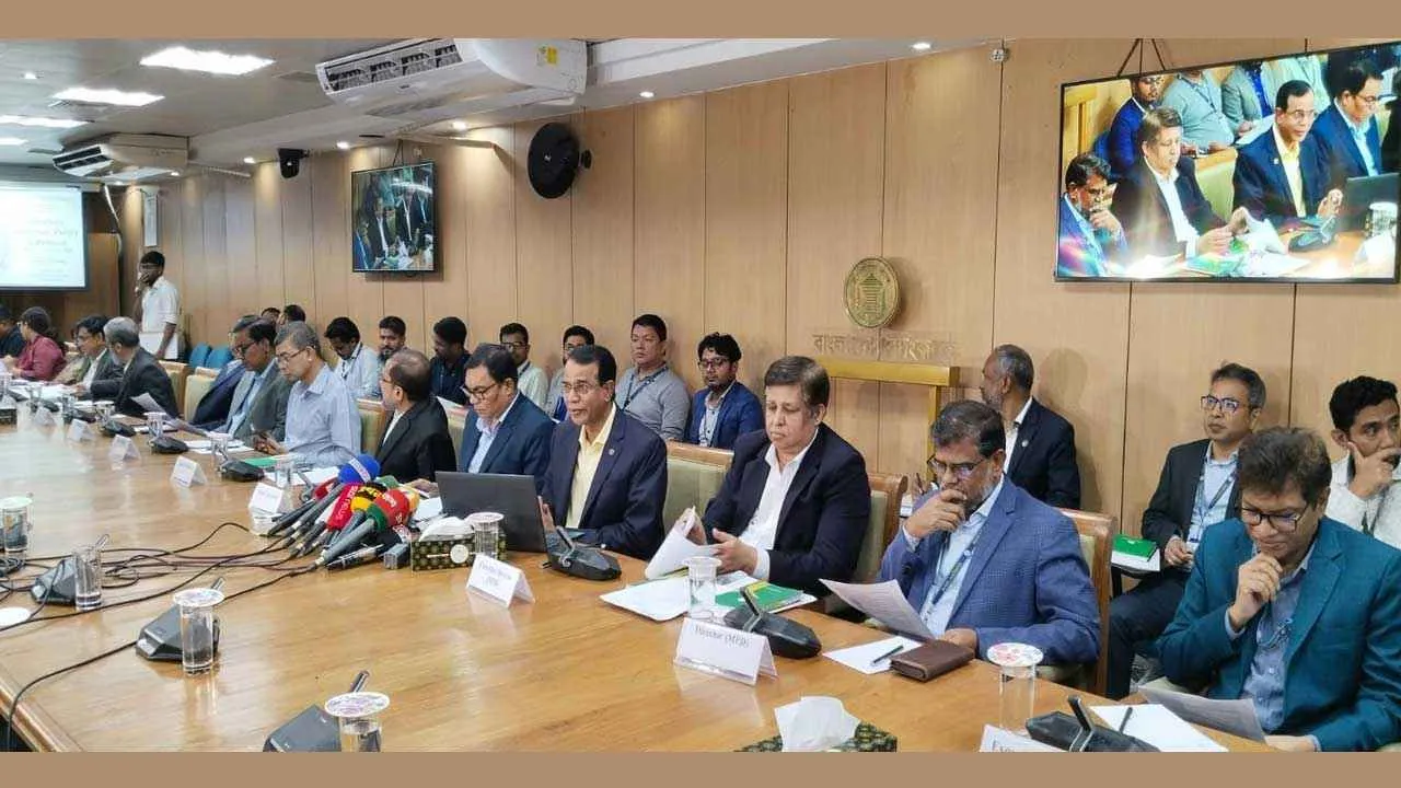 মুদ্রানীতি ঘোষণা: মূল্যস্ফীতির চাপ, কমল না নীতি সুদহার