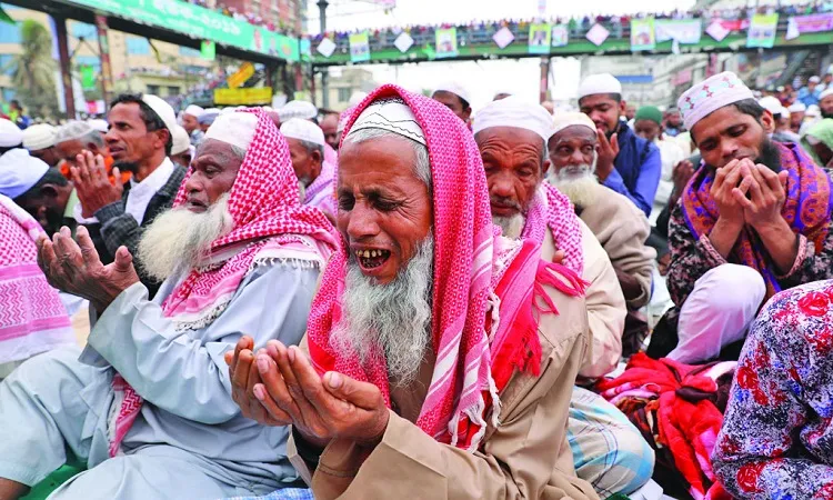 Bishwa Ijtema ends with Akheri Monajat