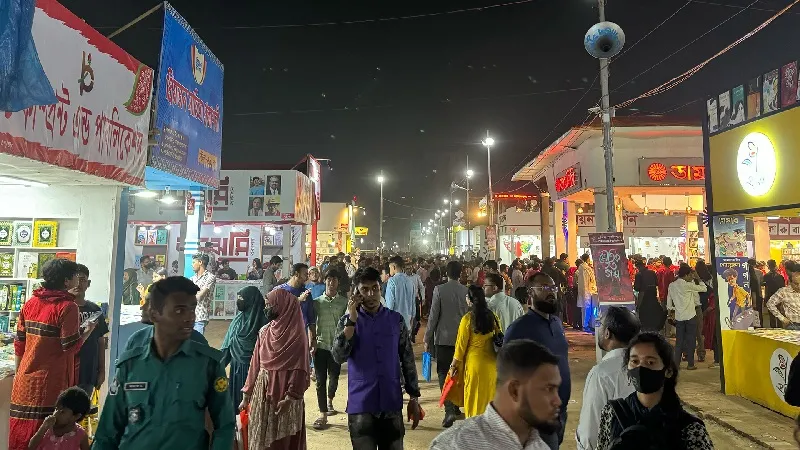 Book Fair to be held at Suhrawardy: Farooki