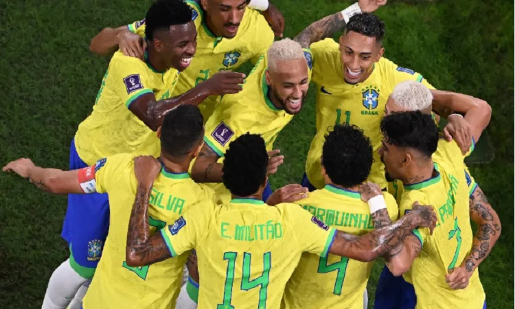 Brazil brush aside South Korea to reach quarters