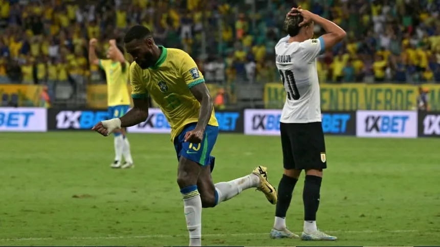 Gerson stunner gives Brazil 1-1 draw with Uruguay in WC qualifier