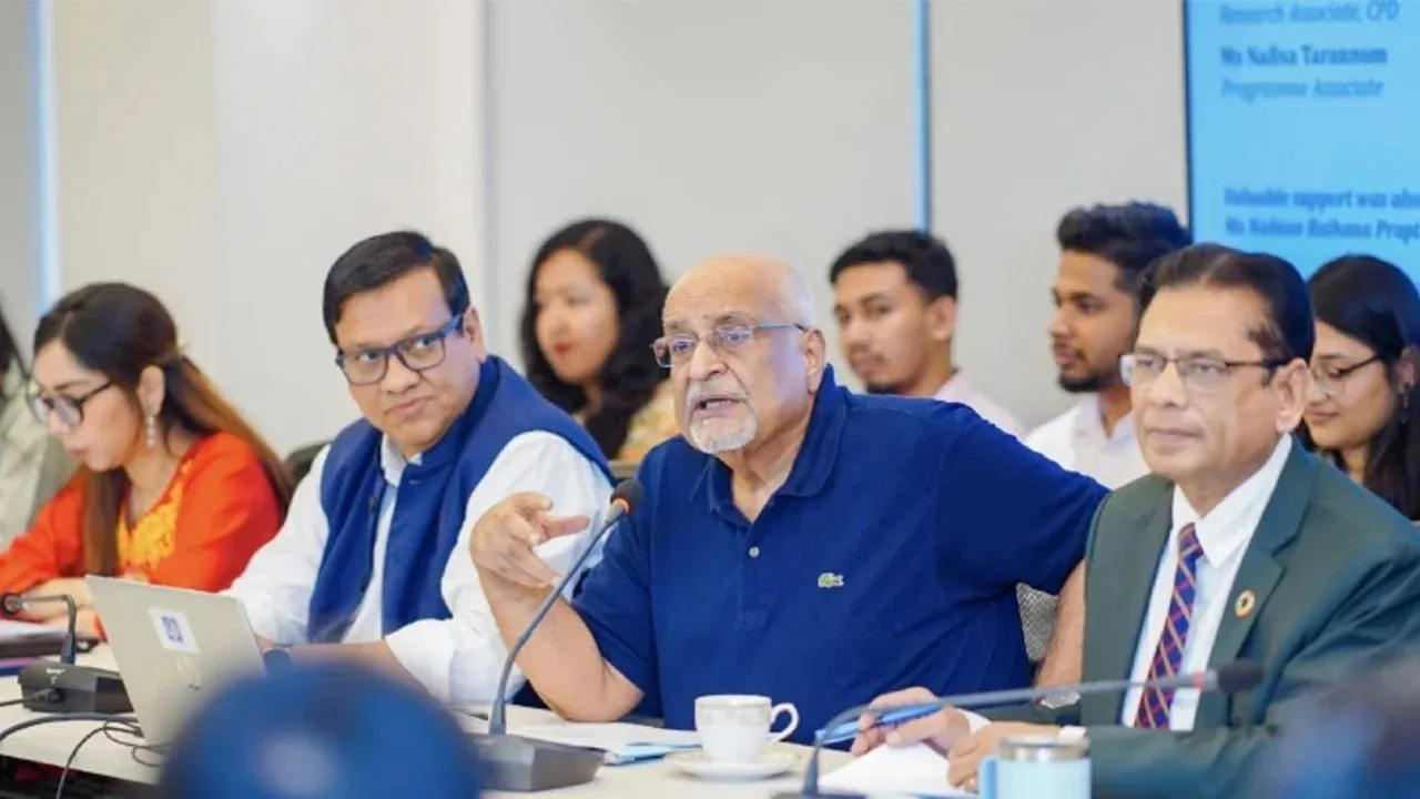 ৬ মাসে অর্থনীতিতে কিছু ইতিবাচক পরিবর্তন, তবে নেতিবাচক প্রবণতাই বেশি: সিপিডি
