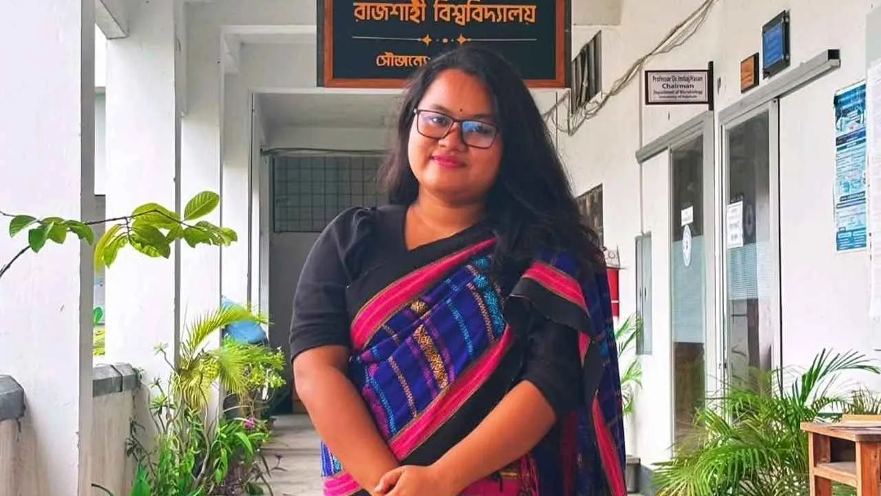 ট্রাকের ধাক্কায় আহত রাবি শিক্ষার্থী