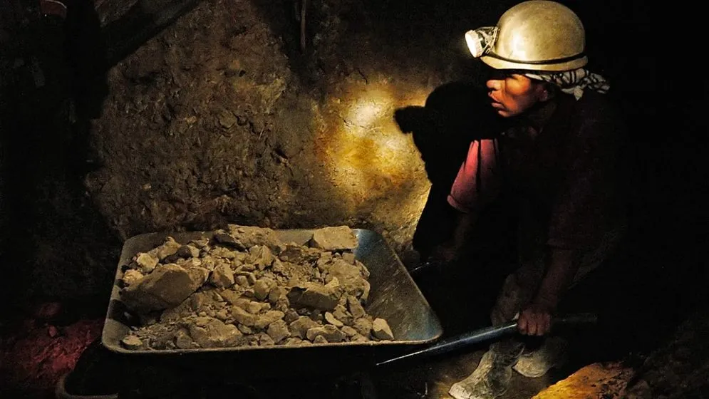 চীনে আবিষ্কৃত হলো ৭০ বছরের ভেতর সবচেয়ে বড় সোনার খনি