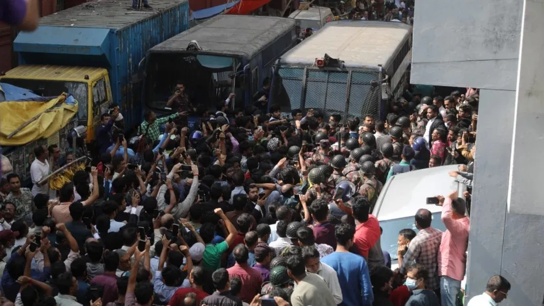20 held in Chittagong over lawyer killing