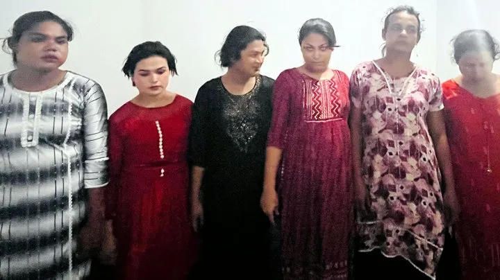 মীরসরাইয়ে ইয়াবাসহ ৬ হিজড়া গ্রেফতার