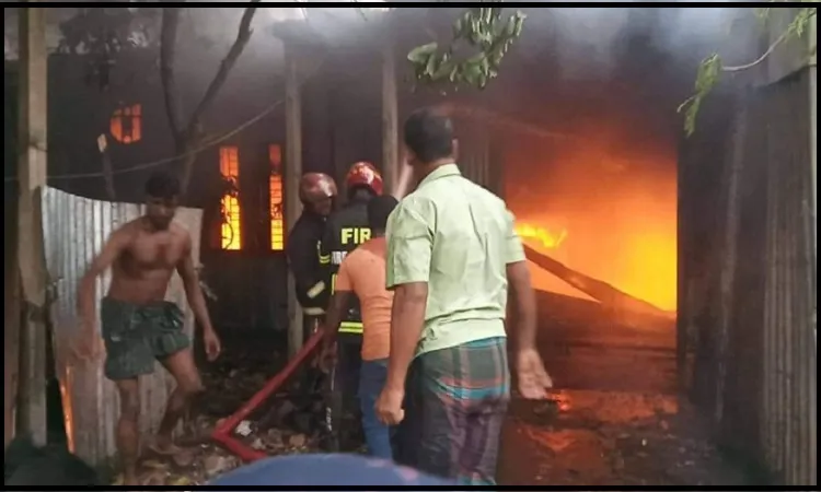 কয়েল কারখানায় বিস্ফোরণে দগ্ধ ৫