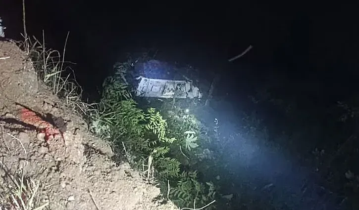 কলম্বিয়ায় স্কুলবাস খাদে পড়ে নিহত ১৭, আহত ২০