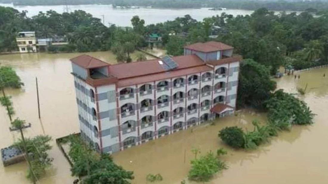 Comilla army rescues 9,500 flood victims in 3 districts