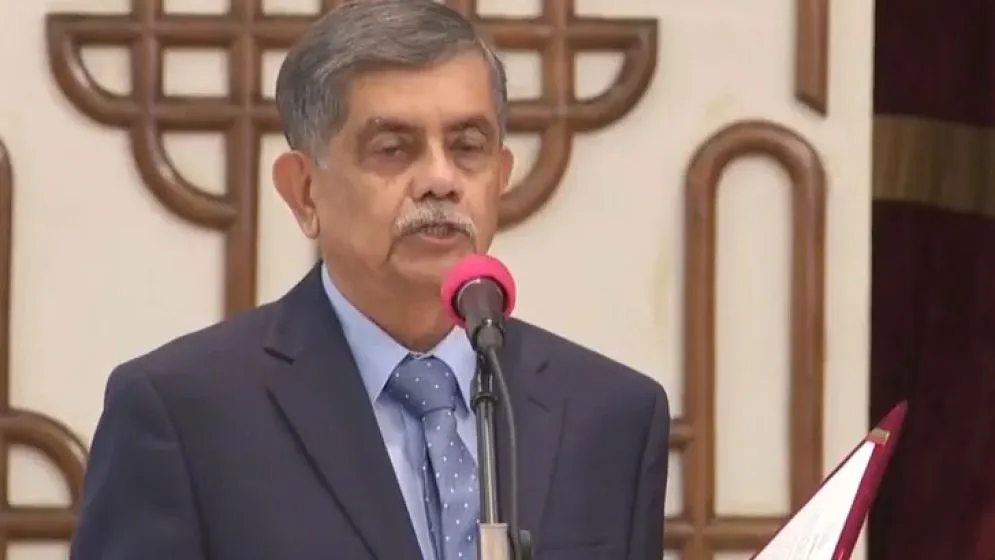 অন্তর্বর্তী সরকার এত শিক্ষাপ্রতিষ্ঠান জাতীয়করণ করতে পারবে না