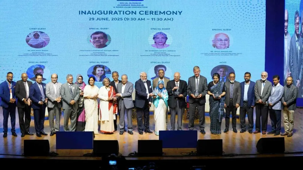 সামাজিক ব্যবসা একটি বৈশ্বিক আন্দোলনে রূপ নিয়েছে  : প্রধান উপদেষ্টা