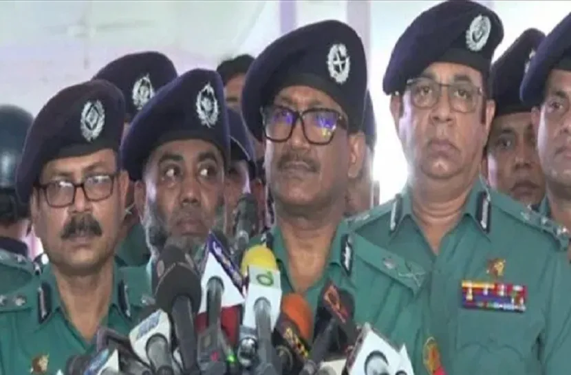 ঈদ জামাত ঘিরে জঙ্গি হামলার শঙ্কা নেই : ডিএমপি কমিশনার