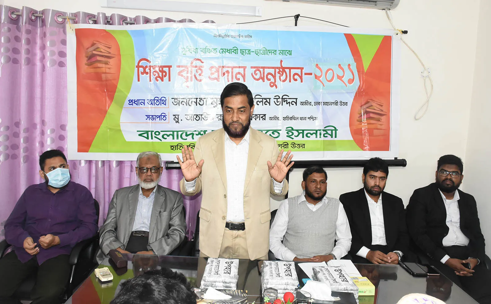 অতীত গৌরব ফিরিয়ে আনতে বিশ্বমানের শিক্ষার বিকল্প নেই: সেলিম উদ্দিন