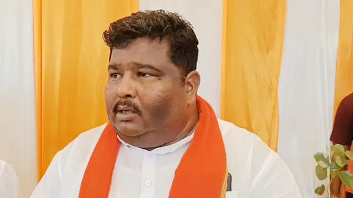 বাংলাদেশিদের গুলি করে মারার হুমকি বিজেপি বিধায়কের