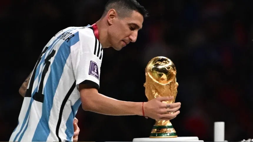 Di Maria studying to become a coach after retirement