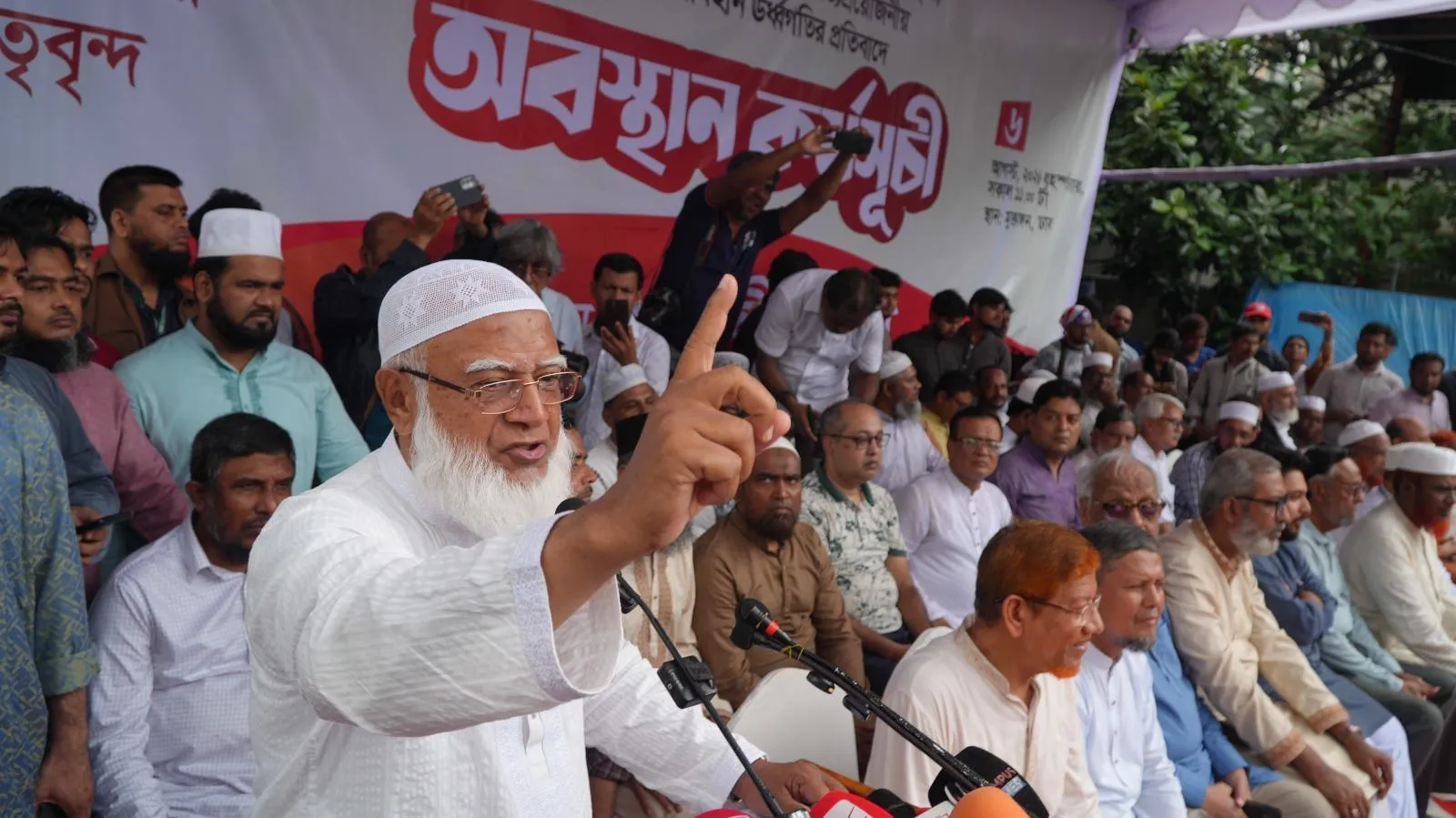 দাবি আদায় না হওয়া পর্যন্ত রাজপথ ছাড়ব না: ডা. শফিকুর রহমান