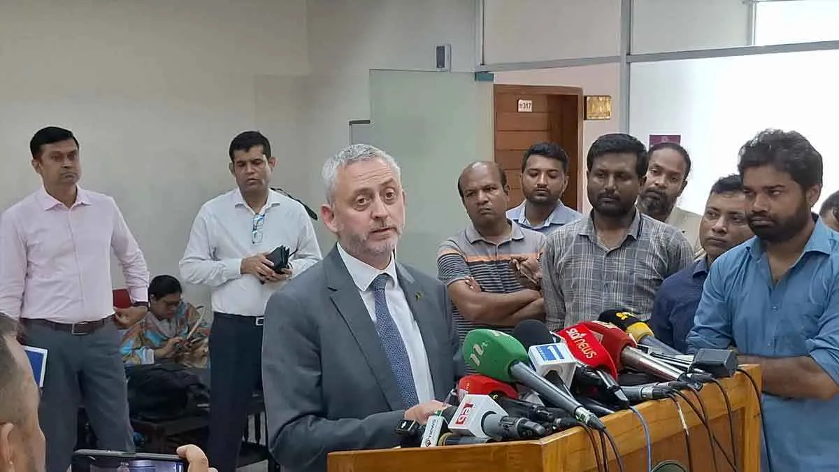 নির্বাচনে অংশ নিতে পারবে না আওয়ামী লীগ, স্পষ্ট করলো ইসি