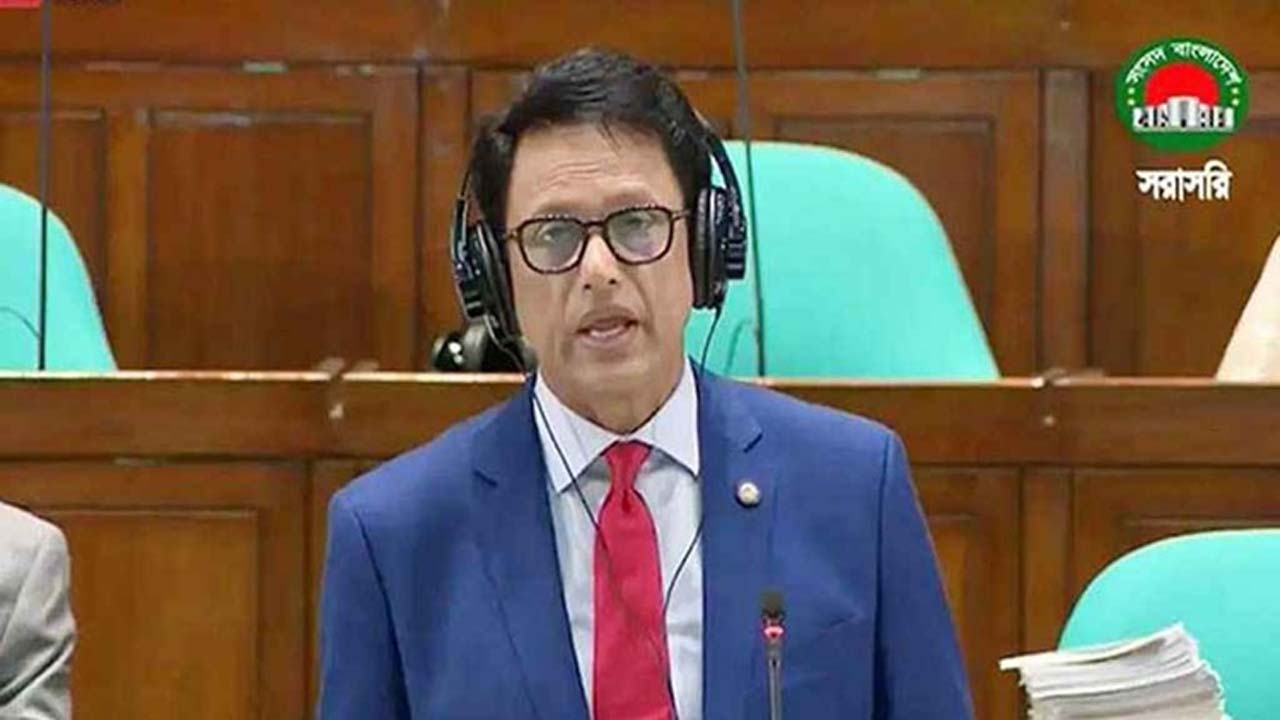 Education_Minister_0TQKERw
