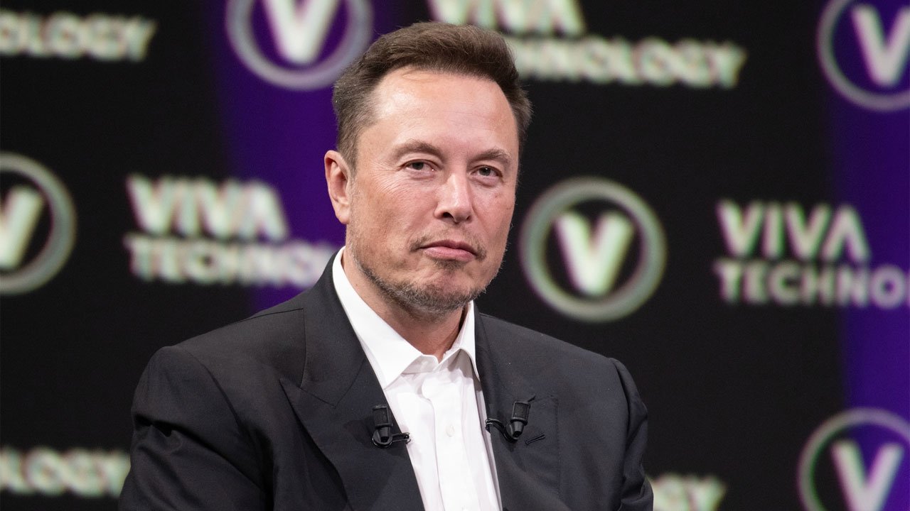 Elon-Musk_1R62mLo