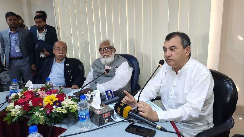 Ex-environment minister Saber detained