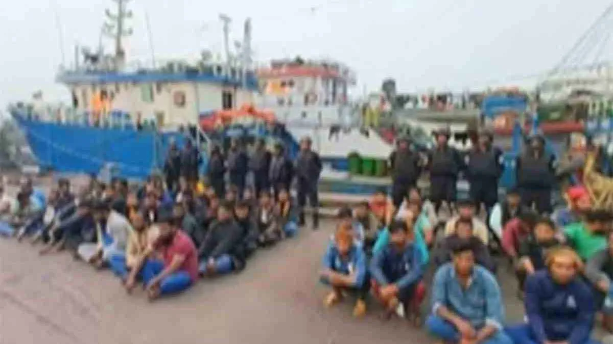 ভারতে আটক ৭৮ নাবিককে নিয়ে দুশ্চিন্তায় স্বজনরা
