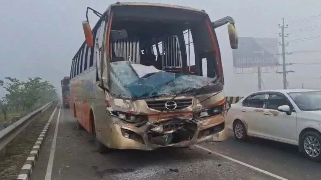 Four accidents on Dhaka-Mawa Expressway: 10 vehicles collide, one dead