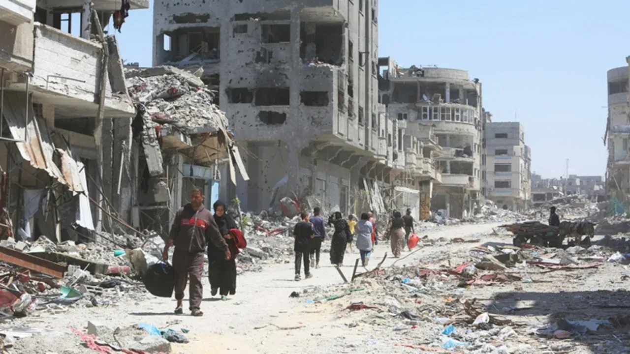 গাজায় আন্তর্জাতিক বাহিনীর অংশ হতে আগ্রহী বাংলাদেশ