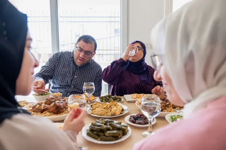 لماذا تراجعت "موائد الأرحام" بالأردن في رمضان الجاري؟