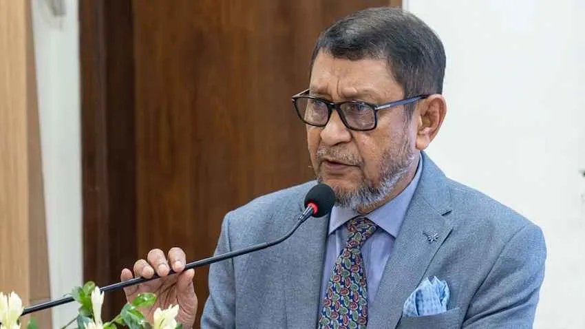 ‘ডেঙ্গু মোকাবিলায় হাসপাতালে বাড়ছে শয্যা, রোগী না নিলে ব্যবস্থা’