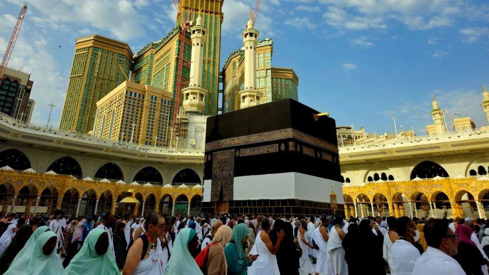 Hajj-69f72b9d6b40d