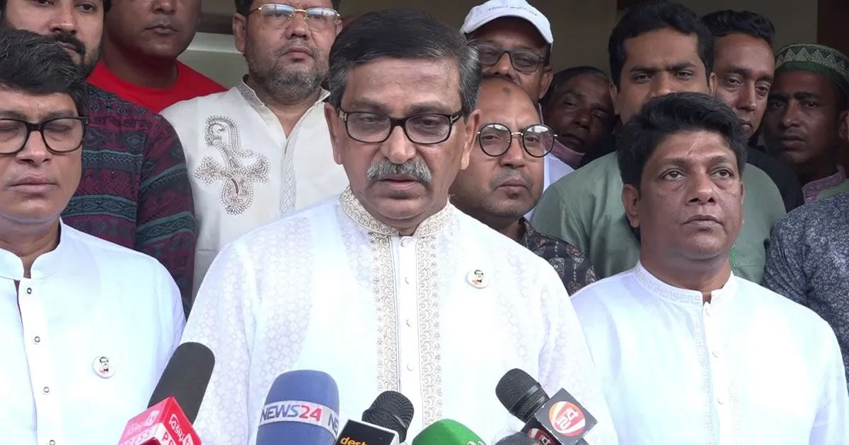 নির্বাচন নিয়ে এখনও কোনো সংকট তৈরি হয়নি : হানিফ