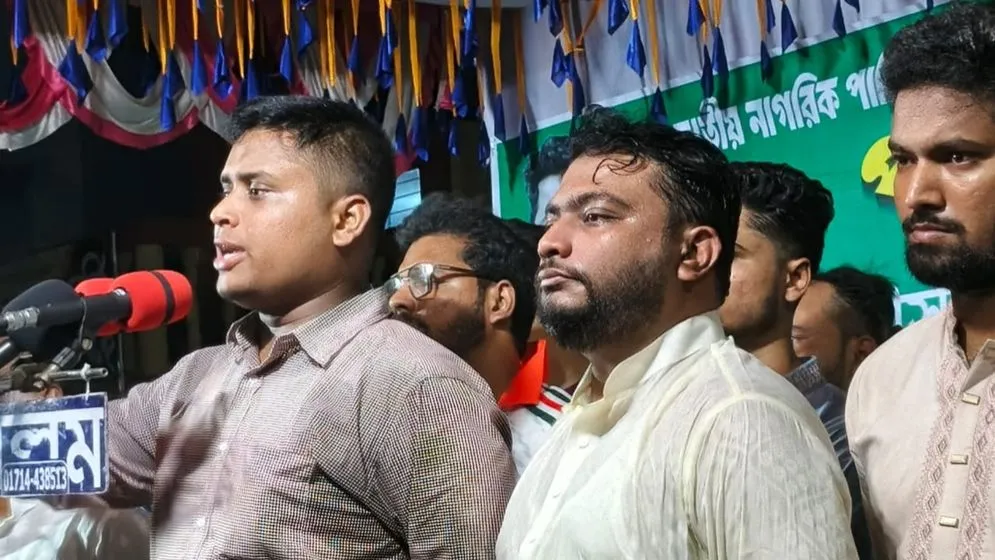 কবুল যেহেতু বলেছেন, সংসারও করতে হবে : হাসনাত