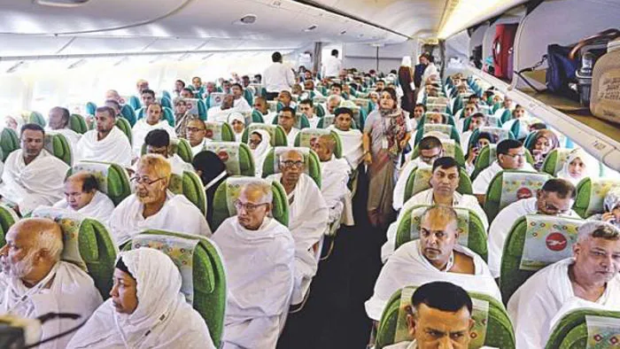 রাত থেকে শুরু হচ্ছে হাজিদের দেশে ফেরা