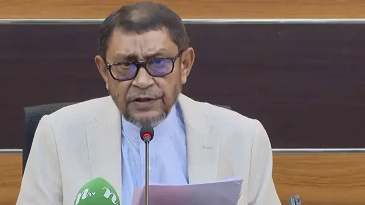 হাসপাতালে দালাল ও টেস্ট বাণিজ্য স্থায়ীভাবে বন্ধের ঘোষণা মন্ত্রীর