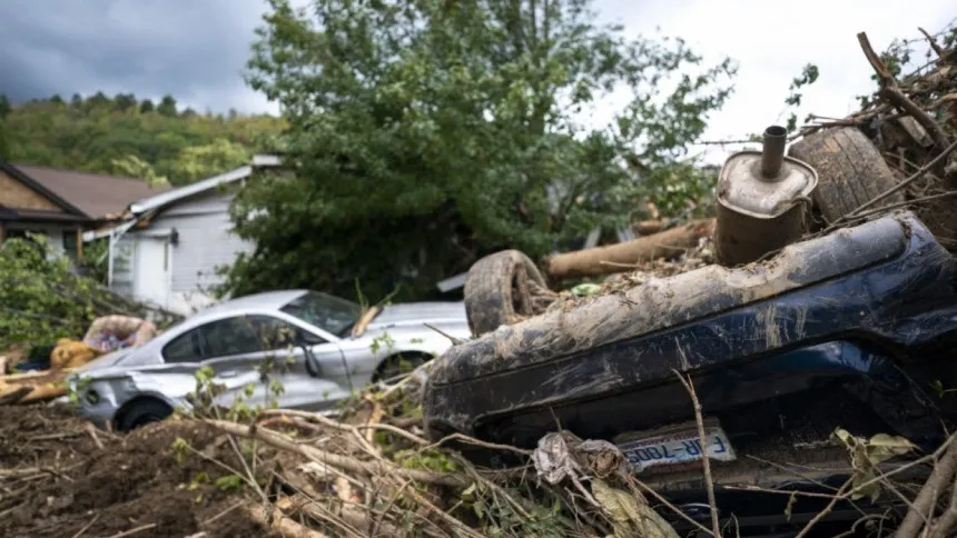With 130 dead from Hurricane Helene, Biden defends US government response