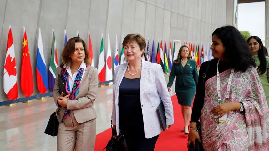 IMF urges pact to boost its resource quota, strengthen world economy